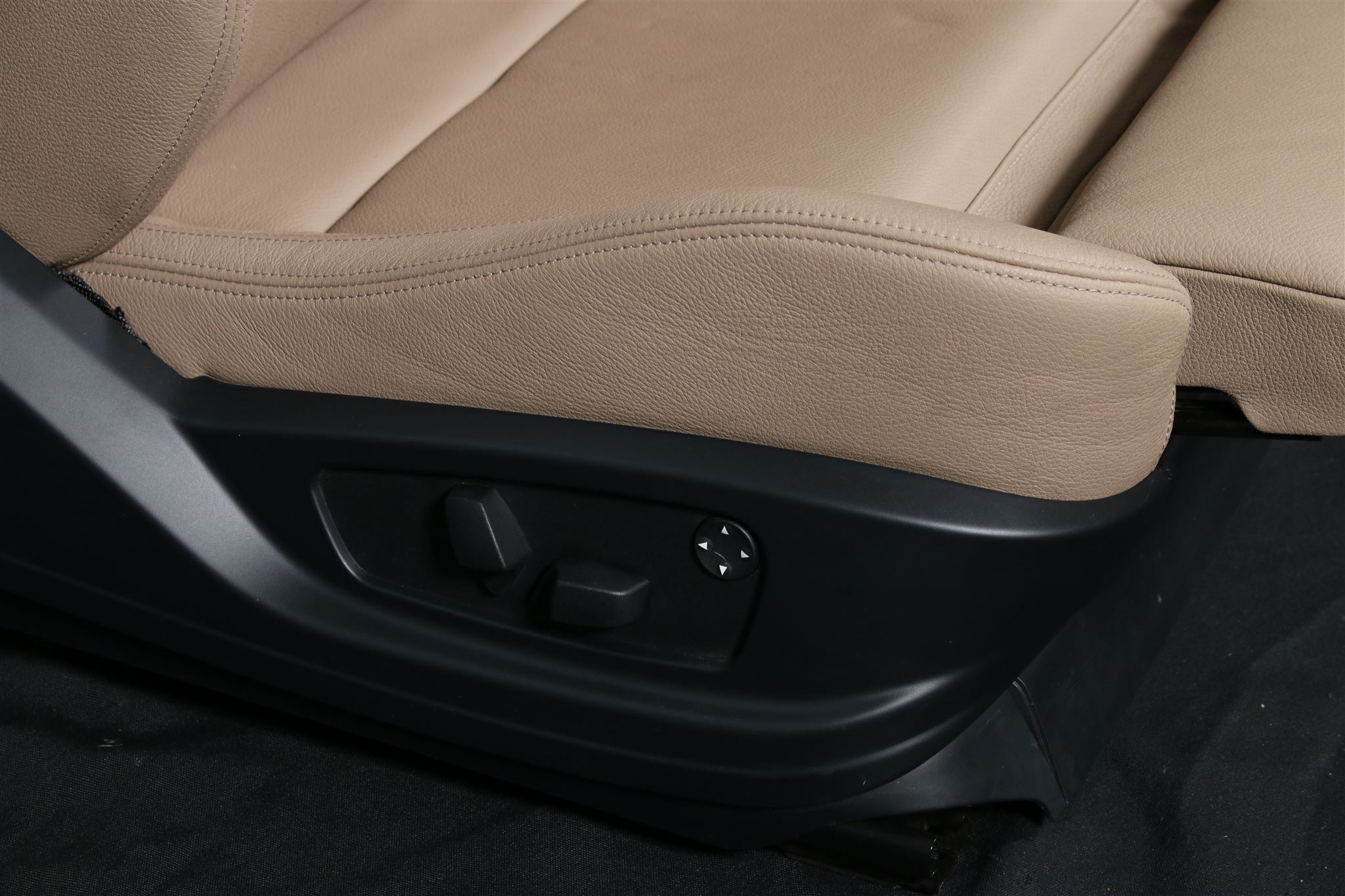 Cuoio Liquido + Pennello + Tela Ricostruttiva Per Sedile di Pelle Per BMW  X5 F15