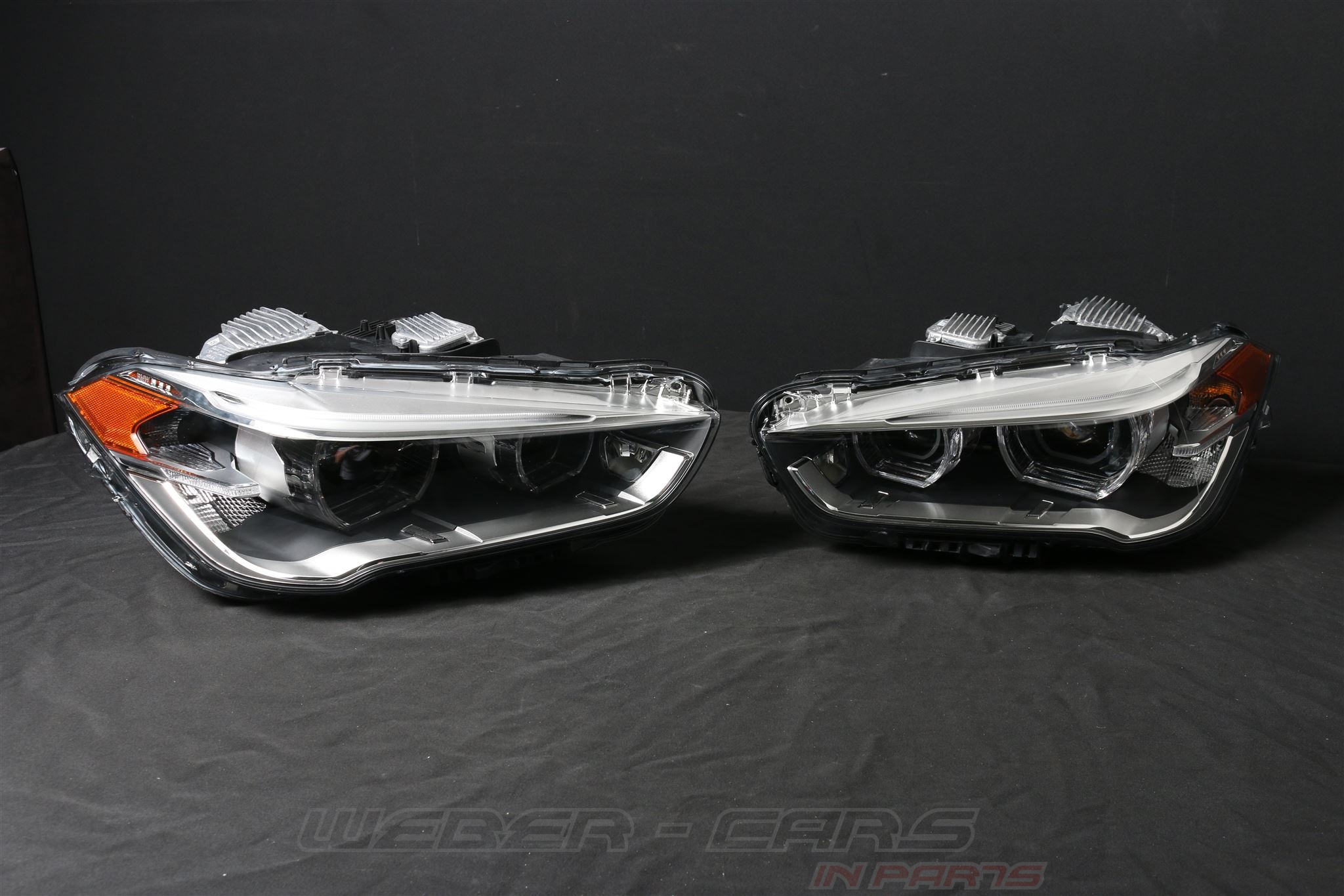 New Orig BMW X1 F48 USA LED Headlights Head Lights 7428739 7428740